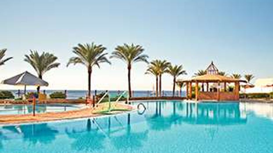 Sunrise Select Diamond Beach Resort Pool
