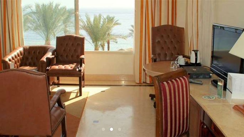 Sunrise Select Diamond Beach Resort Suite