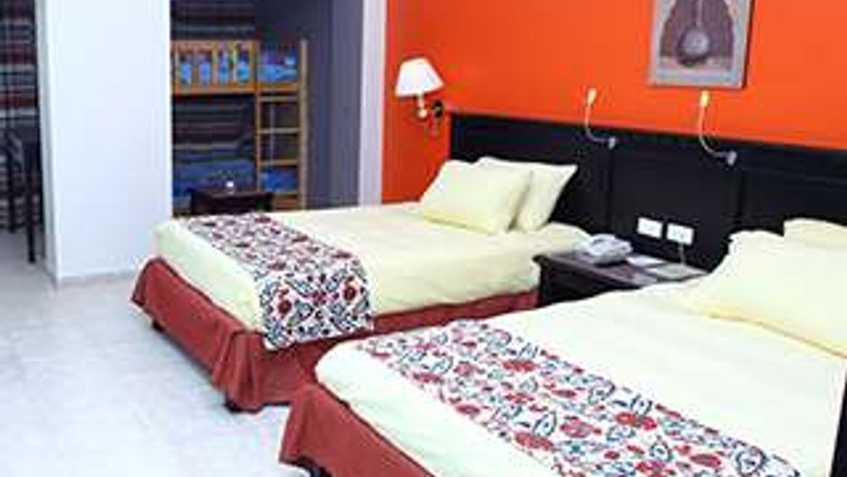Sunrise Select Garden Beach Resort Room