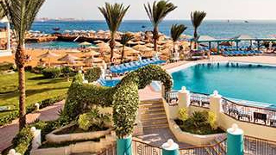 Sunrise Holidays Resort Pool