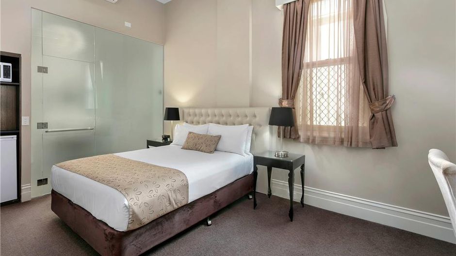 Quality Inn The George Hotel Ballarat Room