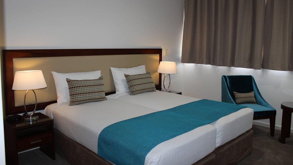 Quality Hotel Regent Rockhampton Suite