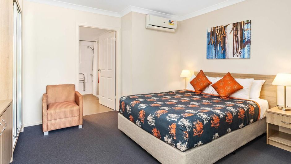 Econo Lodge Alabaster Room