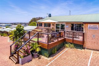 Quality Suites Banksia Gardens