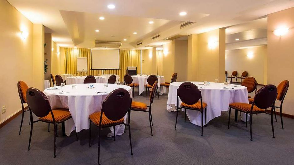Quality Hotel Ambassador Perth Meeting