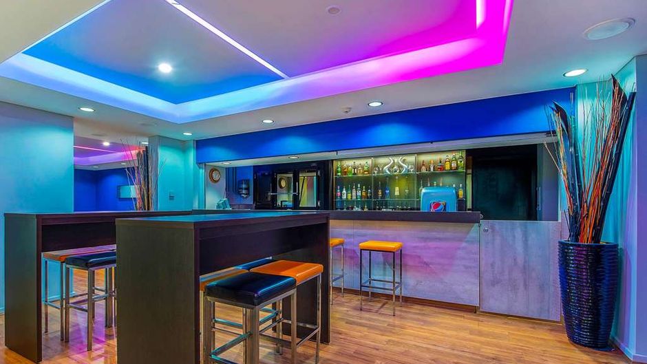 Quality Hotel Ambassador Perth Restaurant