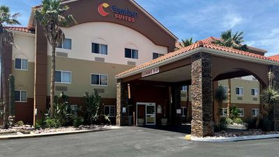 Comfort Suites Peoria Sports Complex