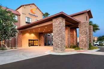 Comfort Suites