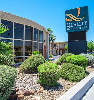 Quality Inn and Suites Phoenix NW - Sun City