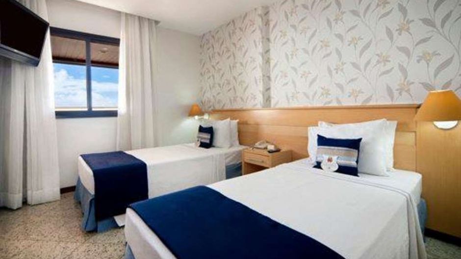 Quality Suites Vila Velha Room