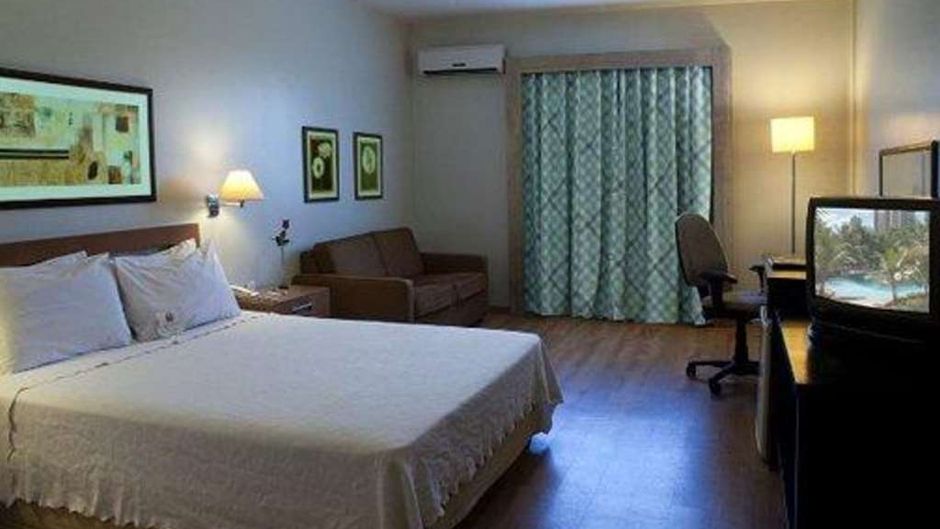 Comfort Suites Flamboyant Room