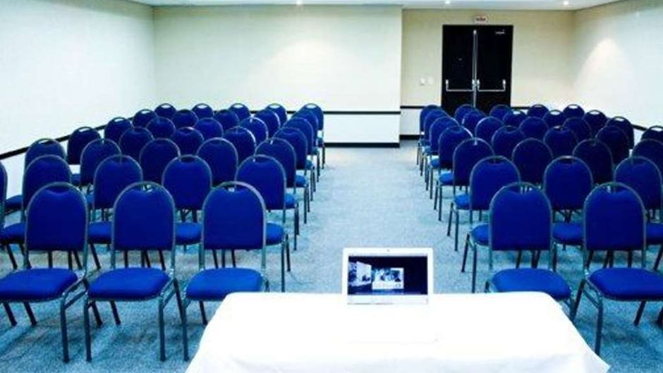 Comfort Suites Londrina Meeting