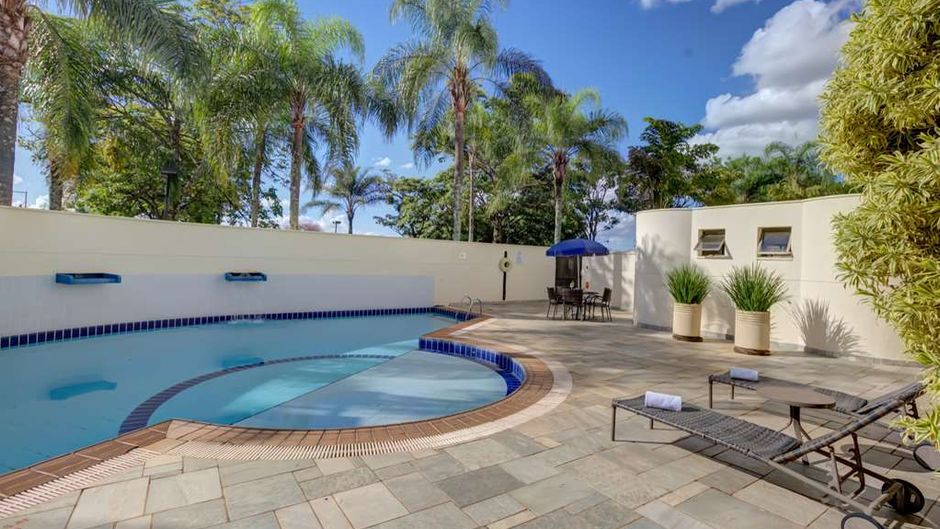 Comfort Hotel Pool