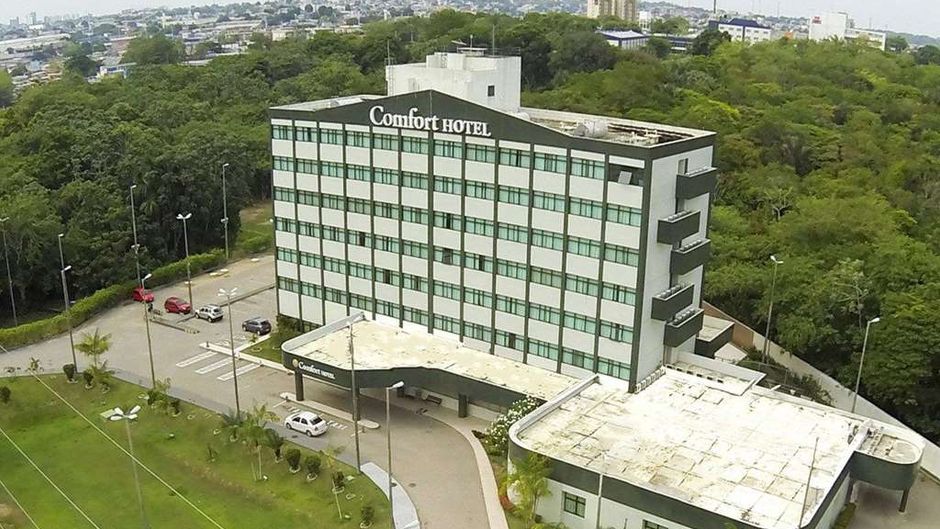Comfort Hotel Manaus Exterior
