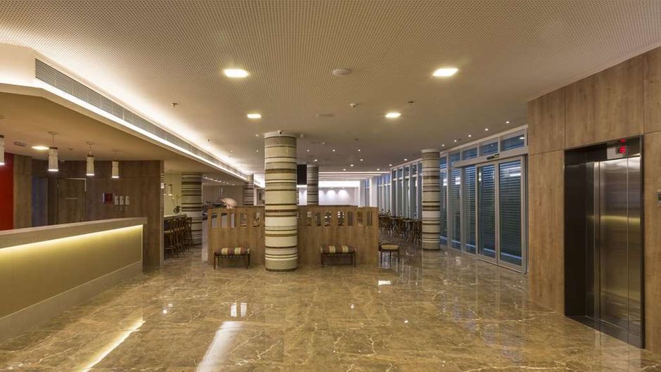 Sleep Inn Vitoria Lobby