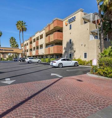 Comfort Inn & Suites Huntington Beach
