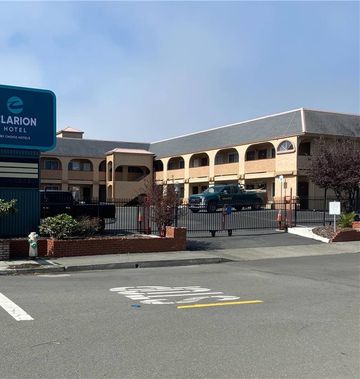 Clarion Hotel By Humboldt Bay