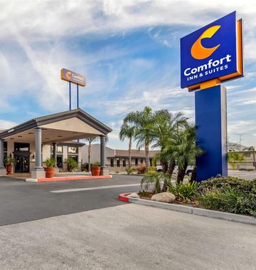 Comfort Inn & Suites San Bernardino