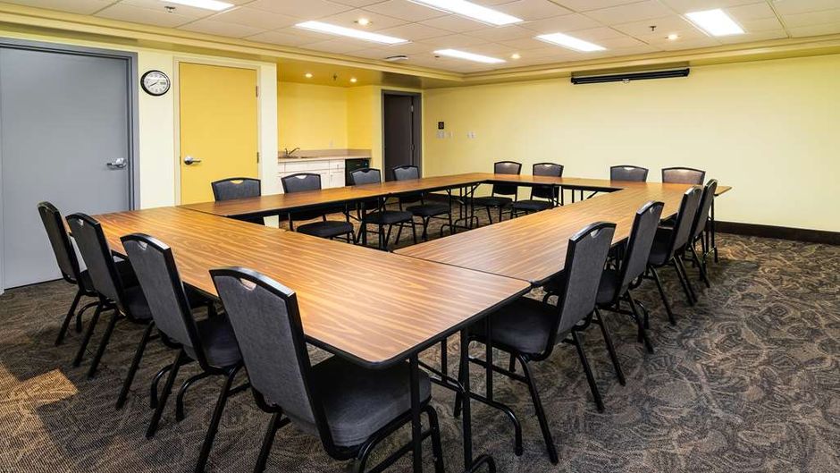 Comfort Inn and Suites Moose Jaw Meeting