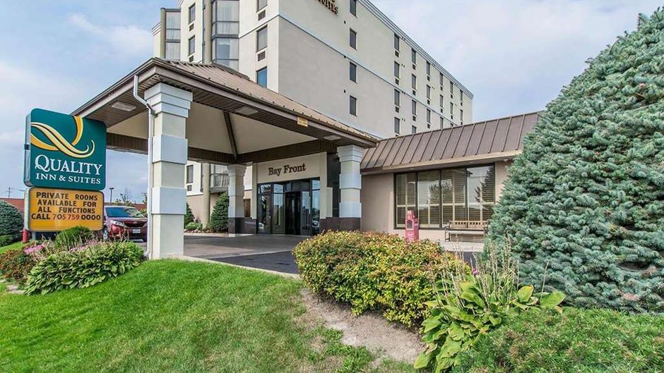 Quality Inn Bay Front Exterior