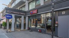 Comfort Suites Montreal