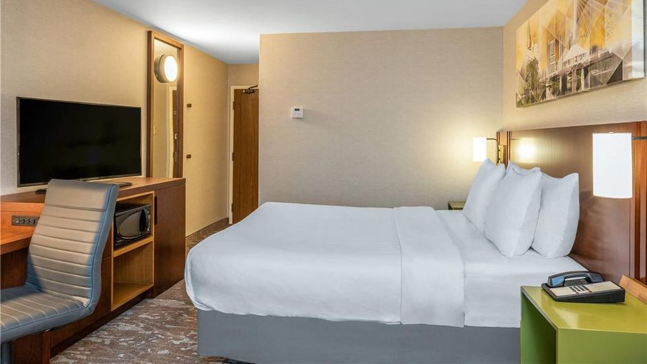 Comfort Inn Winnipeg Airport Room