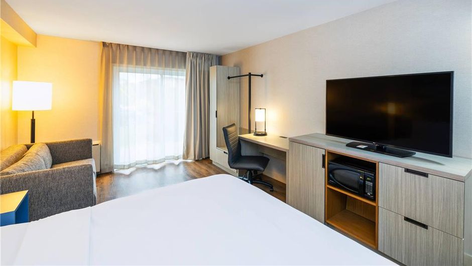 Comfort Inn Corner Brook Room