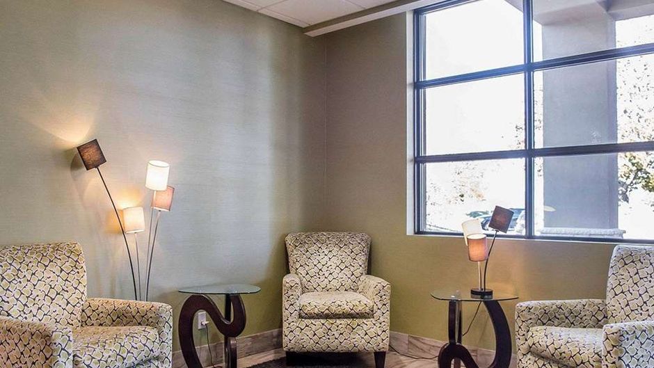 Comfort Inn Brockville Lobby