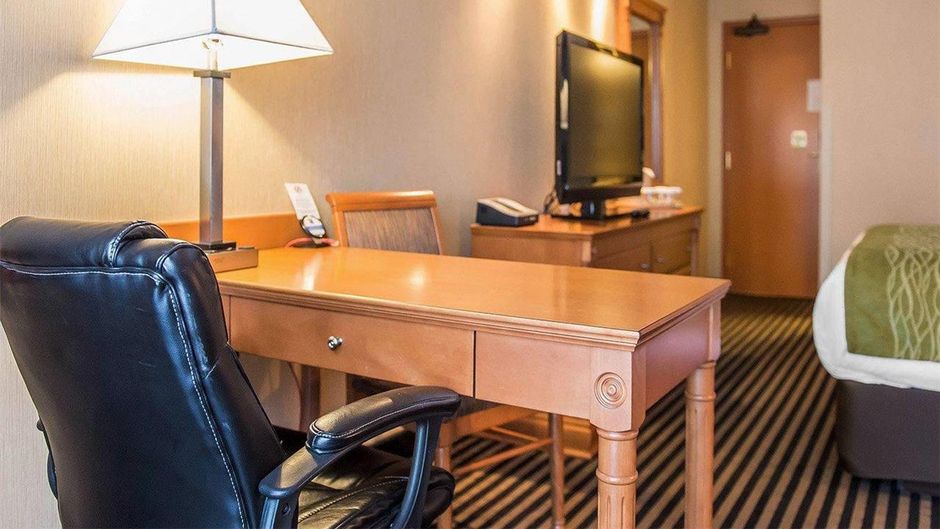 Comfort Inn Brockville Room