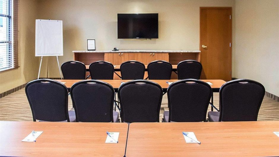 Comfort Inn Brockville Meeting