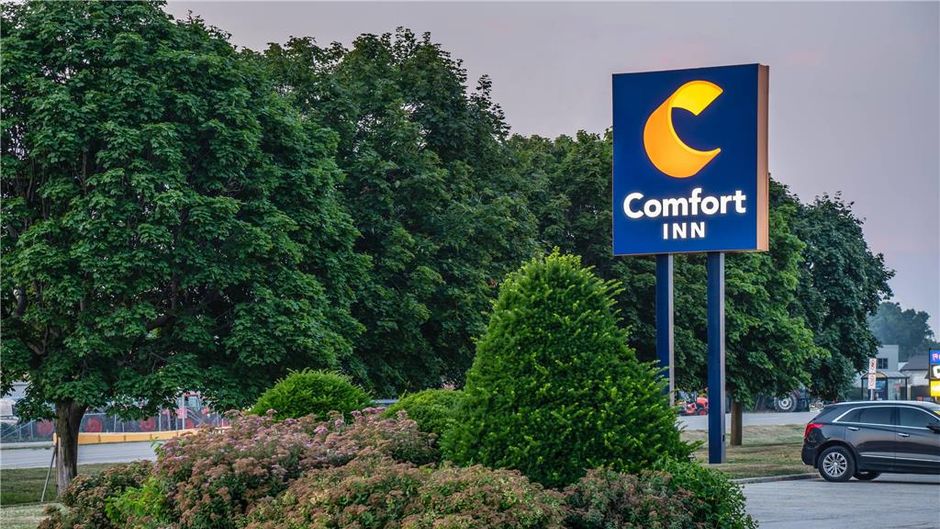 Comfort Inn Exterior