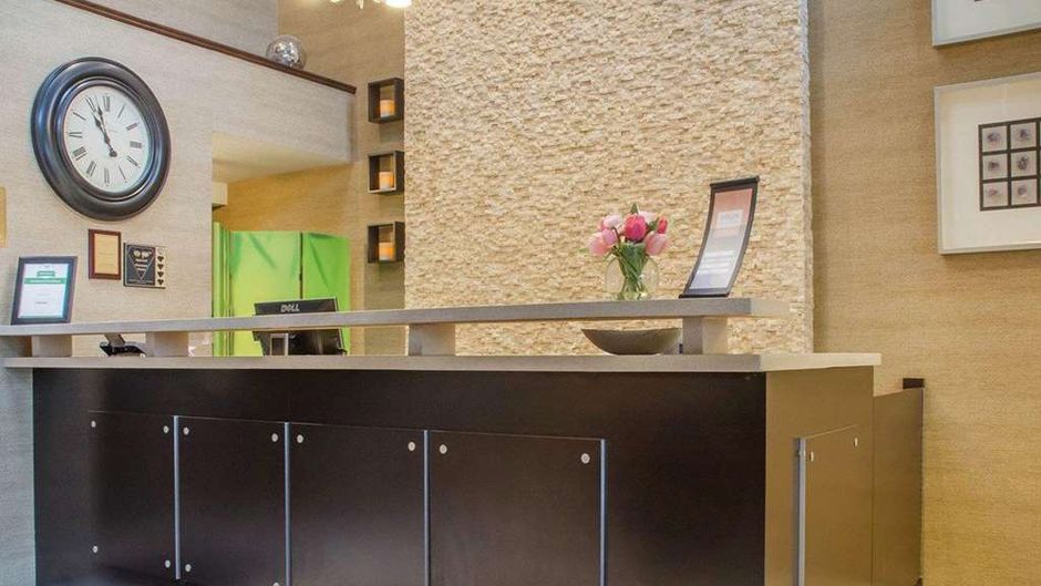Comfort Inn Lobby