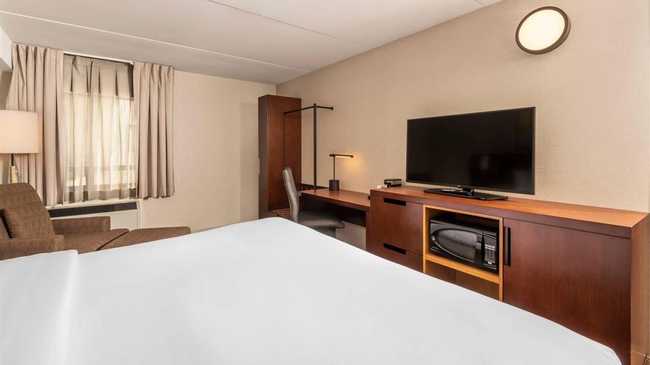 Comfort Inn Kenora Room