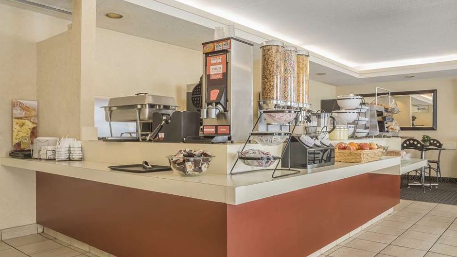 Comfort Suites London Restaurant