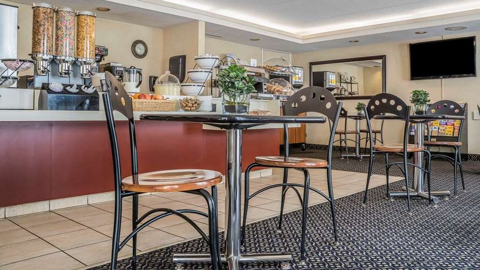 Comfort Suites London Restaurant