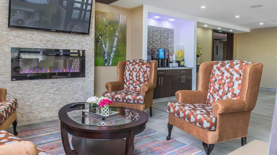 Comfort Inn Lobby