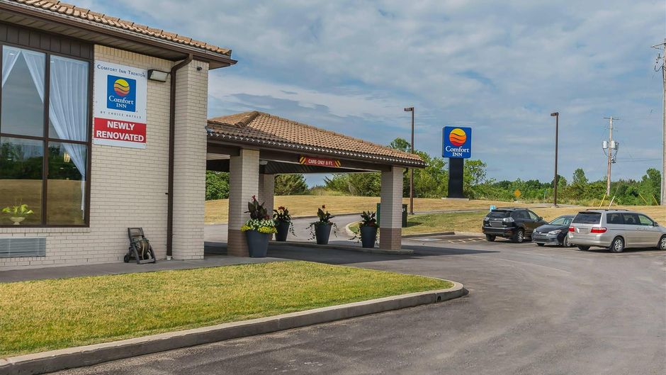 Comfort Inn Exterior