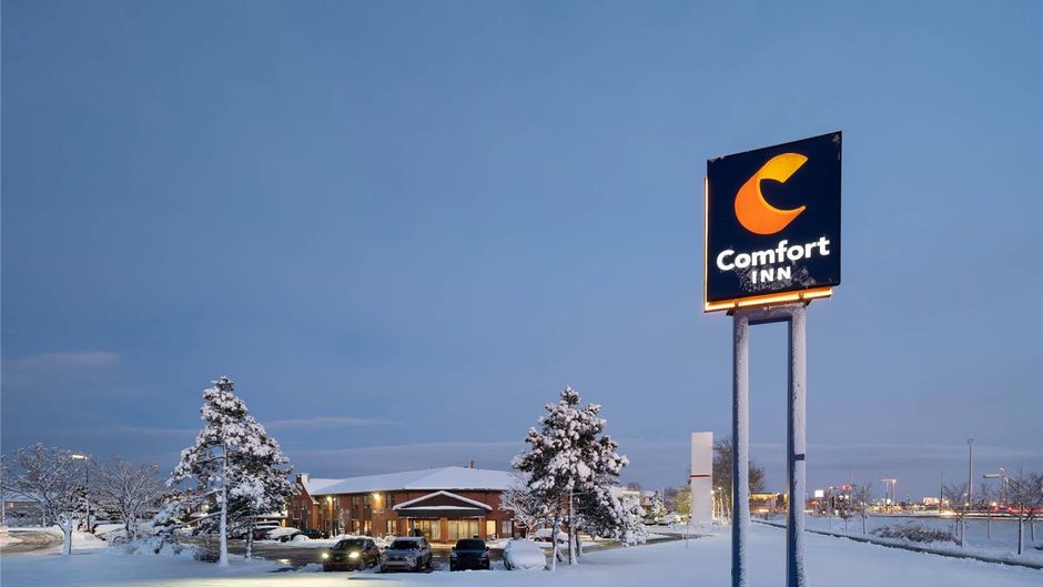 Comfort Inn South Shore Exterior