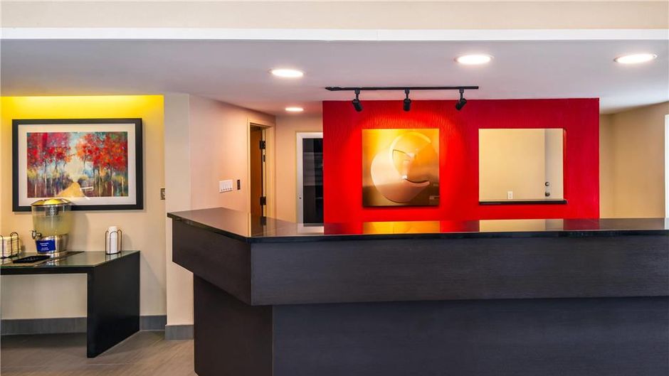 Comfort Inn Lobby