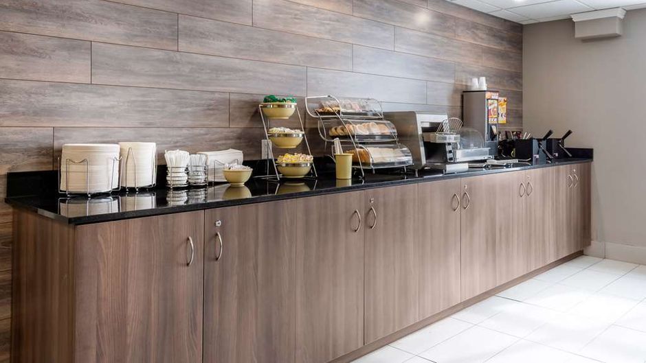 Quality Suites Quebec Restaurant