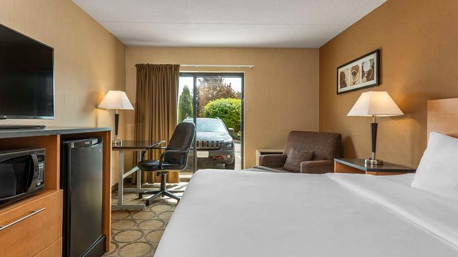 Comfort Inn Thetford Mines Room