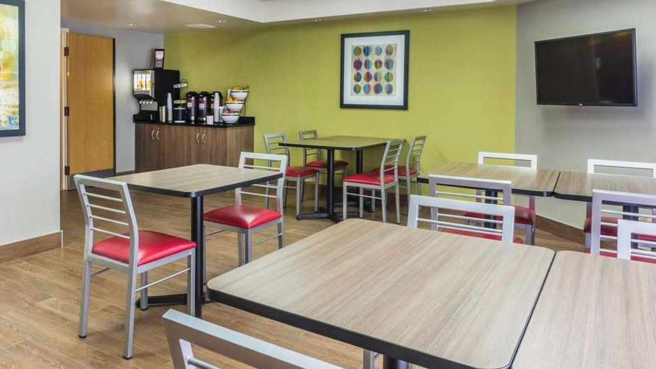 Comfort Inn Thetford Mines Restaurant
