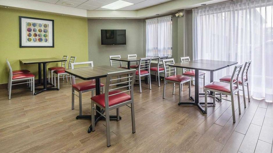 Comfort Inn Thetford Mines Restaurant
