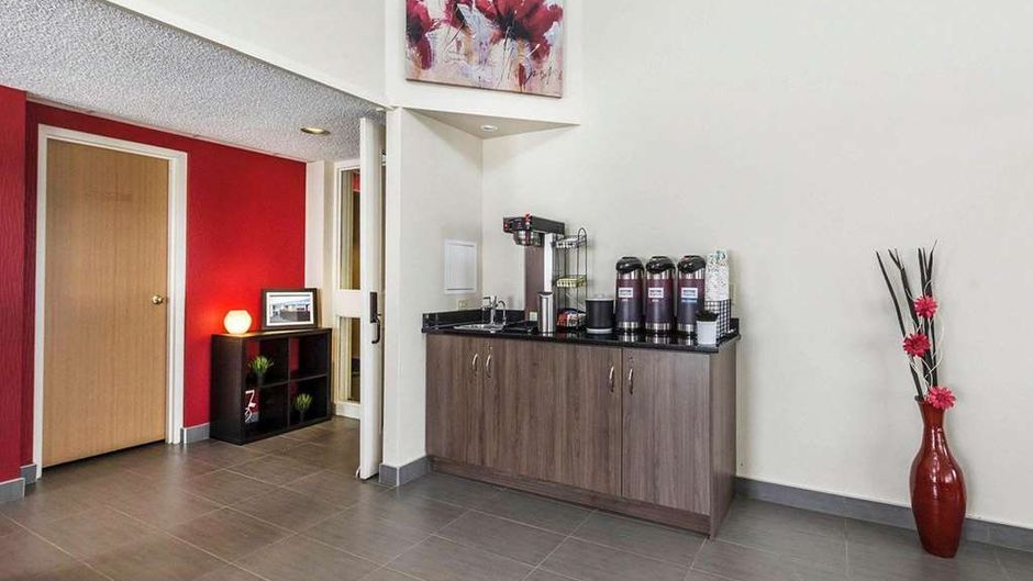 Comfort Inn Thetford Mines Lobby