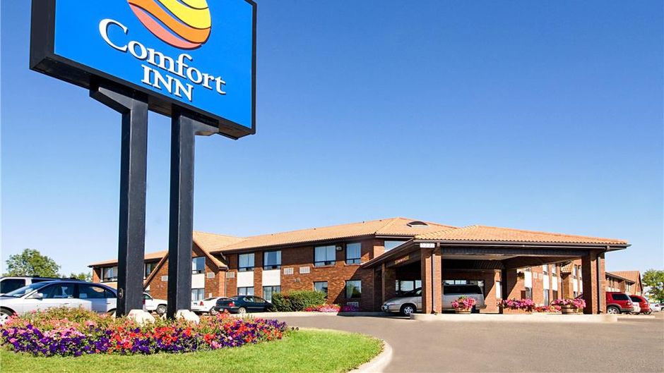 Comfort Inn Swift Current Exterior