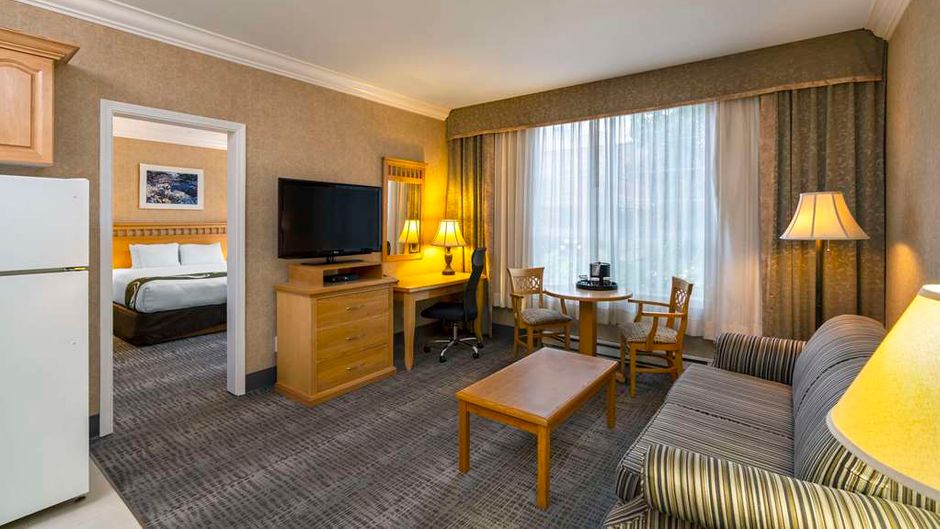 Quality Inn Downtown Suite