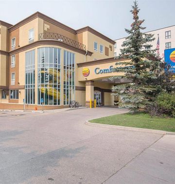 Comfort Inn & Suites University