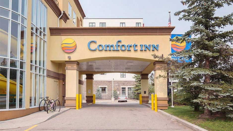 Comfort Inn & Suites University Exterior