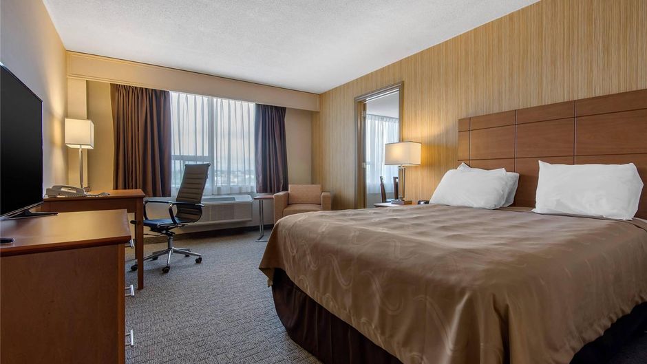 Quality Inn & Conference Center Suite