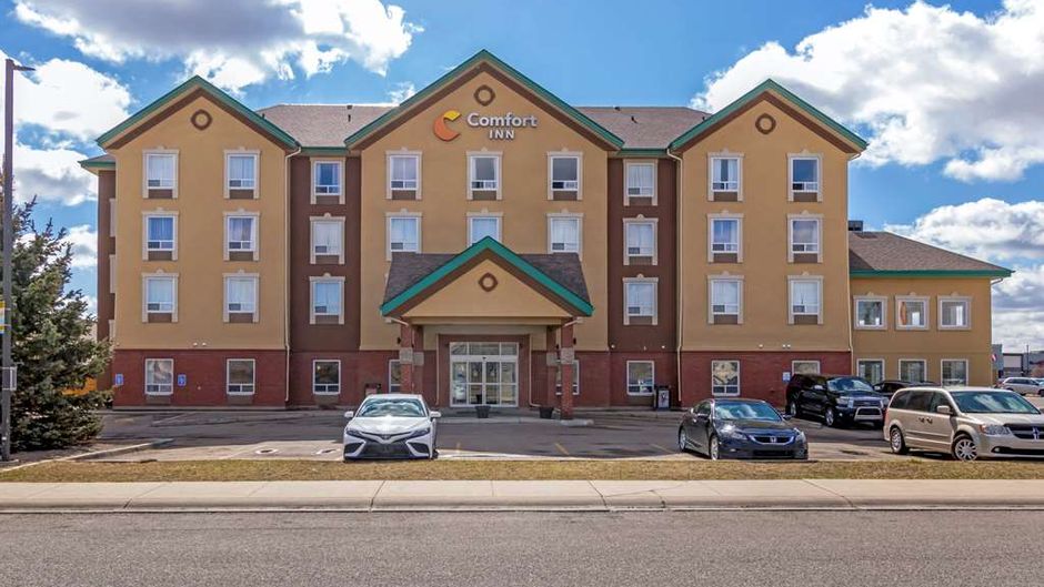 Comfort Inn Lethbridge Exterior